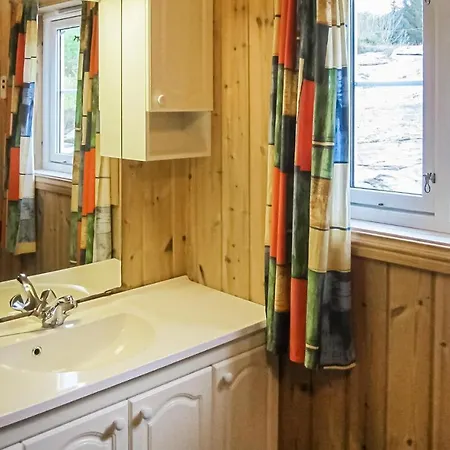 Pet Friendly In Spangereid With Wifi * Korshamn (Vest-Agder)
